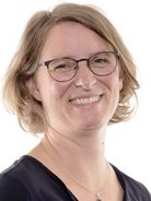 Dr. Ina von Schlichting, Referentin