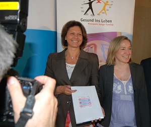 Ministerinnen Aigner (BMELV) und Schröder (BMFSFJ) auf dem Presse-Fachgespräch des Netzwerks
